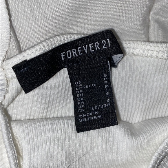 White top from forever 21 - Picture 2 of 2